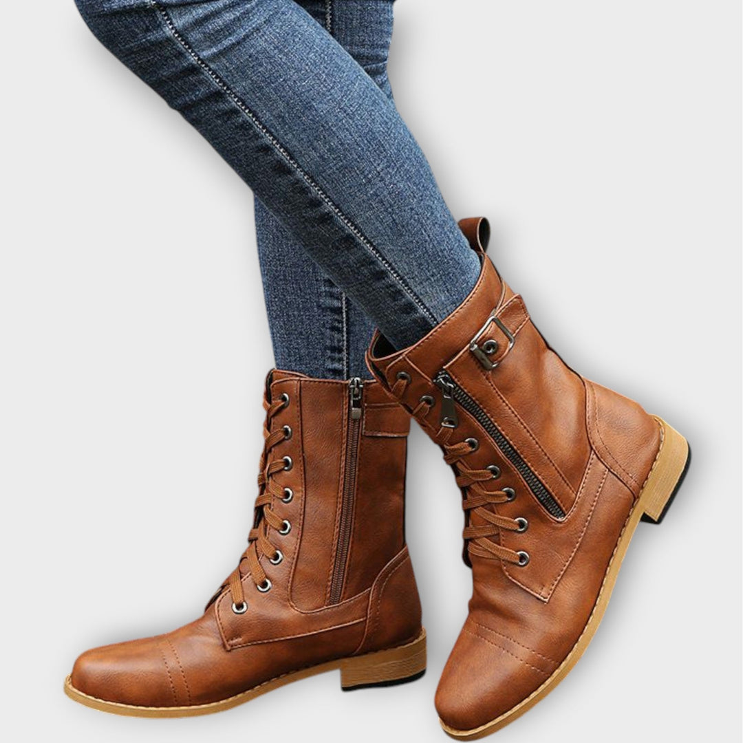 Klasické kožené kotníkové boty na šněrování