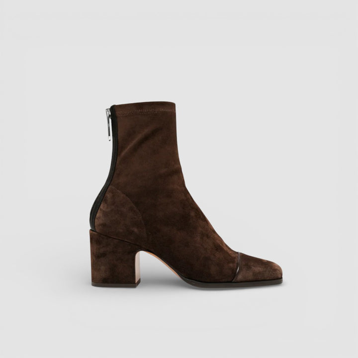 Vlasta - Elegantní Velurové Kozačky s Pohodlným Blokovým Podpatkem pro Celodenní Komfort