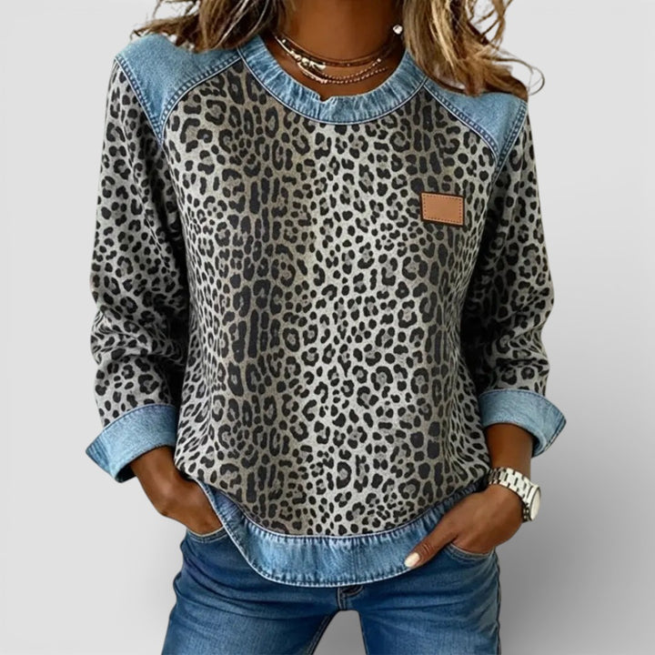 Žofie - Pohodlná Mikina s Výrazným Potiskem a Denimovým Patchworkem