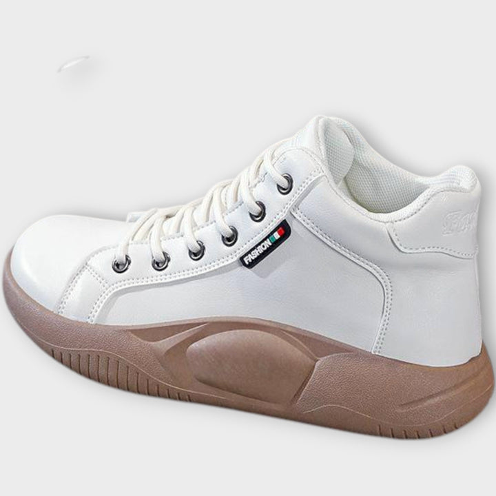 Městské pohodlné vysoké tenisky