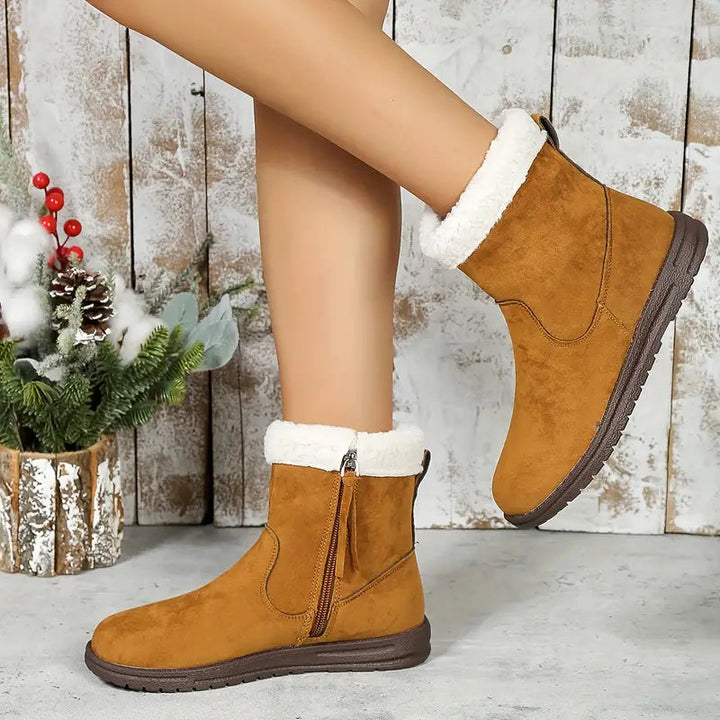 Lucinka | Dámské boty v jednobarevném provedení, na boční zip, měkká podrážka, boty s termo podšívkou