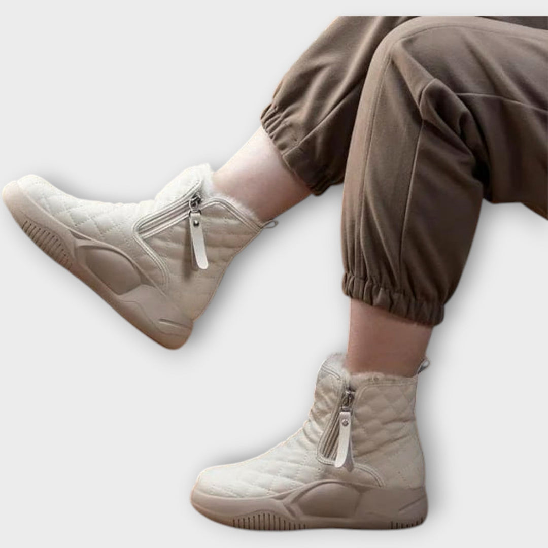 Prošívané zimní boty na zip