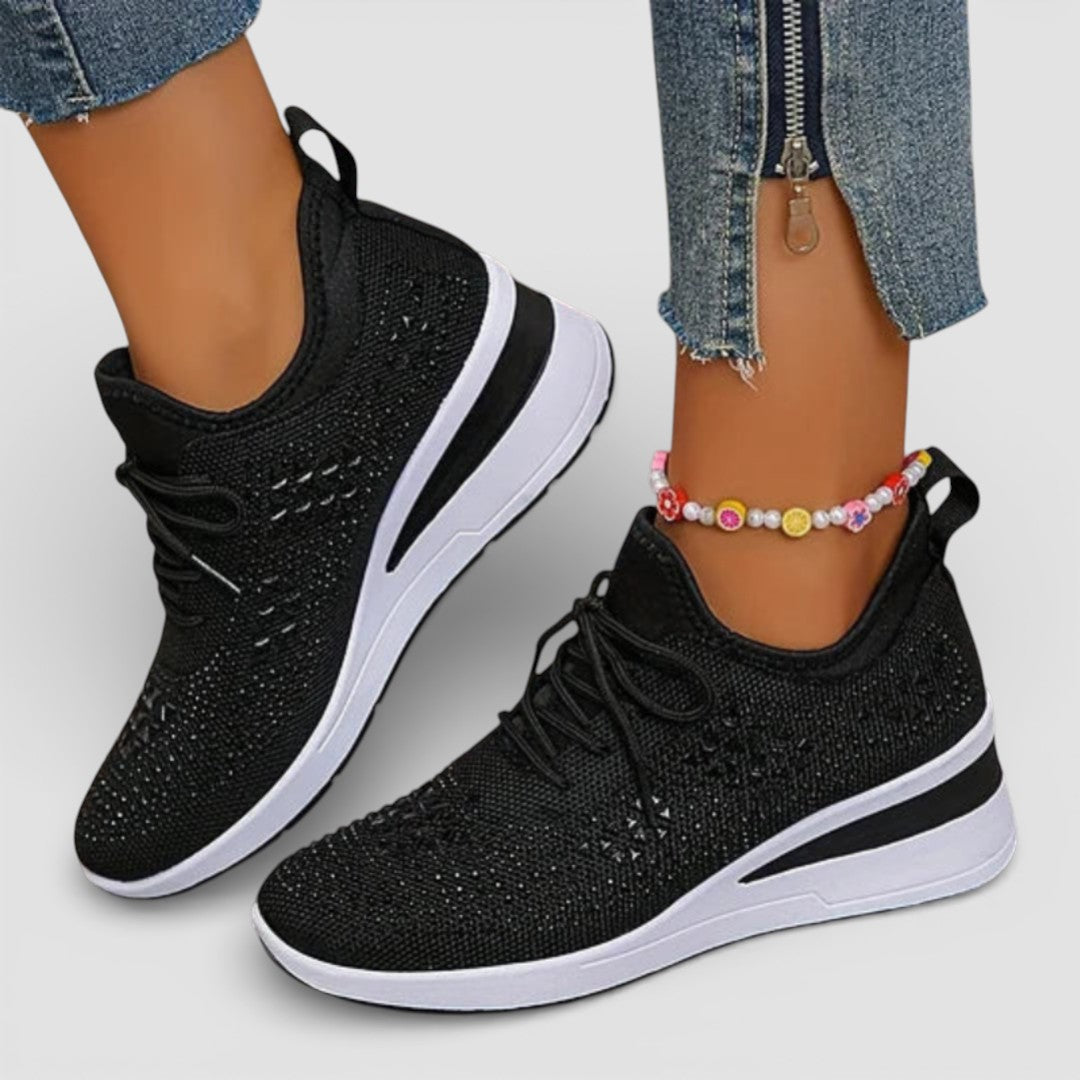 Karolína - stylové a mimořádně pohodlné platformové tenisky pro moderní a sebevědomý každodenní look