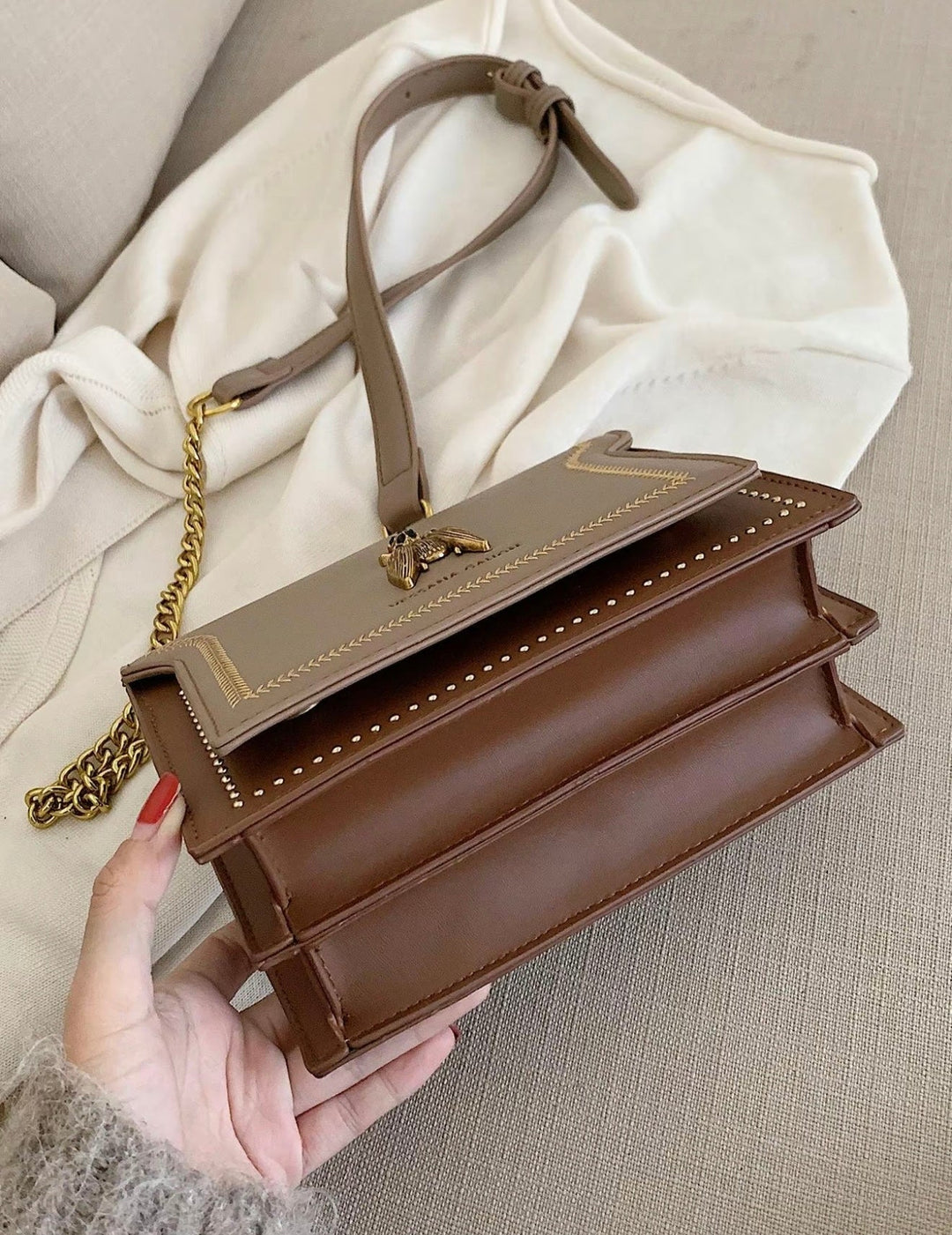 SIMONE™ - Nadčasová luxusní kabelka s řetízkem