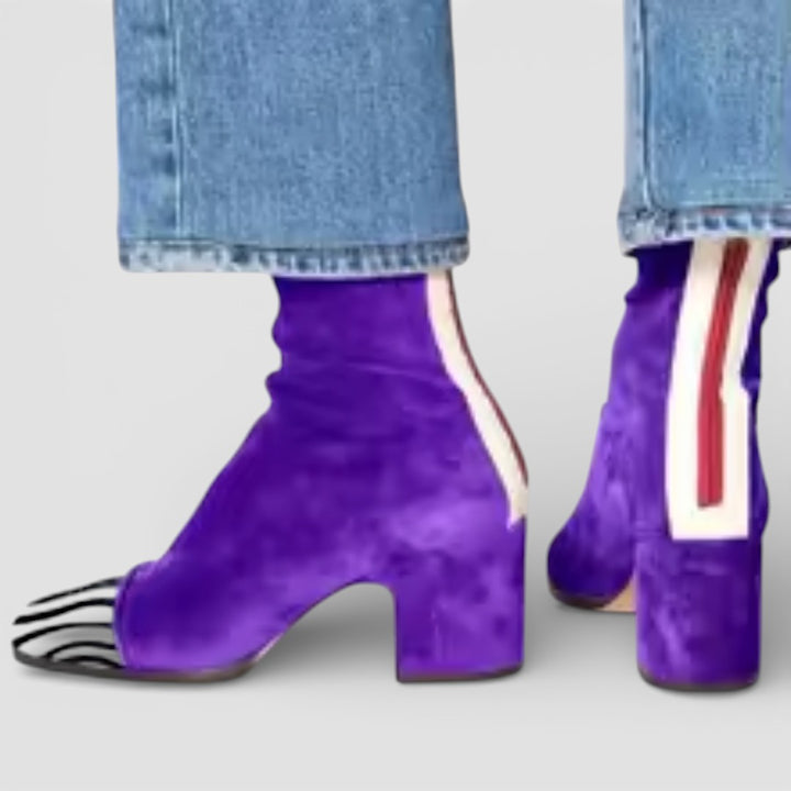 Vlasta - Elegantní Velurové Kozačky s Pohodlným Blokovým Podpatkem pro Celodenní Komfort