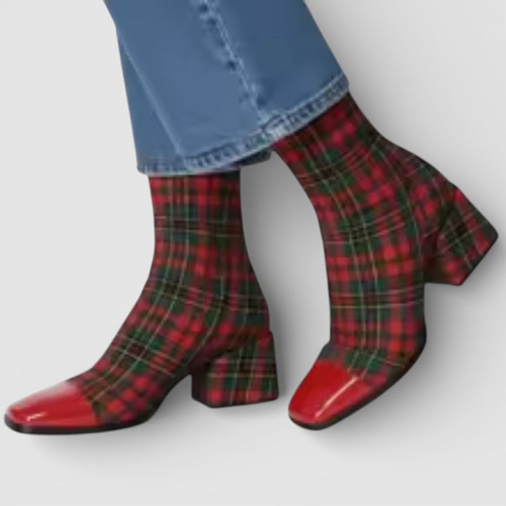 Vlasta - Elegantní Velurové Kozačky s Pohodlným Blokovým Podpatkem pro Celodenní Komfort