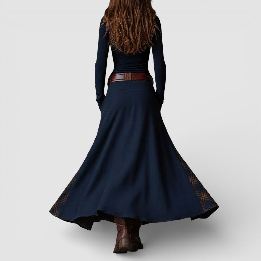 Adéla - Elegantní maxi šaty z broušené kůže s páskem pro nadčasový styl a pohodlí