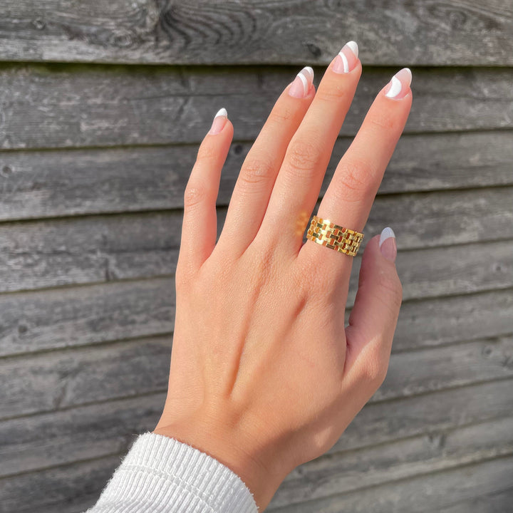 Anežka - Elegantní Prsten SIFF s Jemným a Nadčasovým Designem