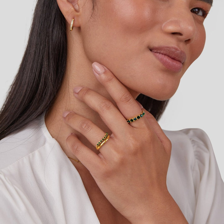 Mary - Smaragdově Zelený Vrstvený Prsten s Elegantním a Pohodlným Provedením